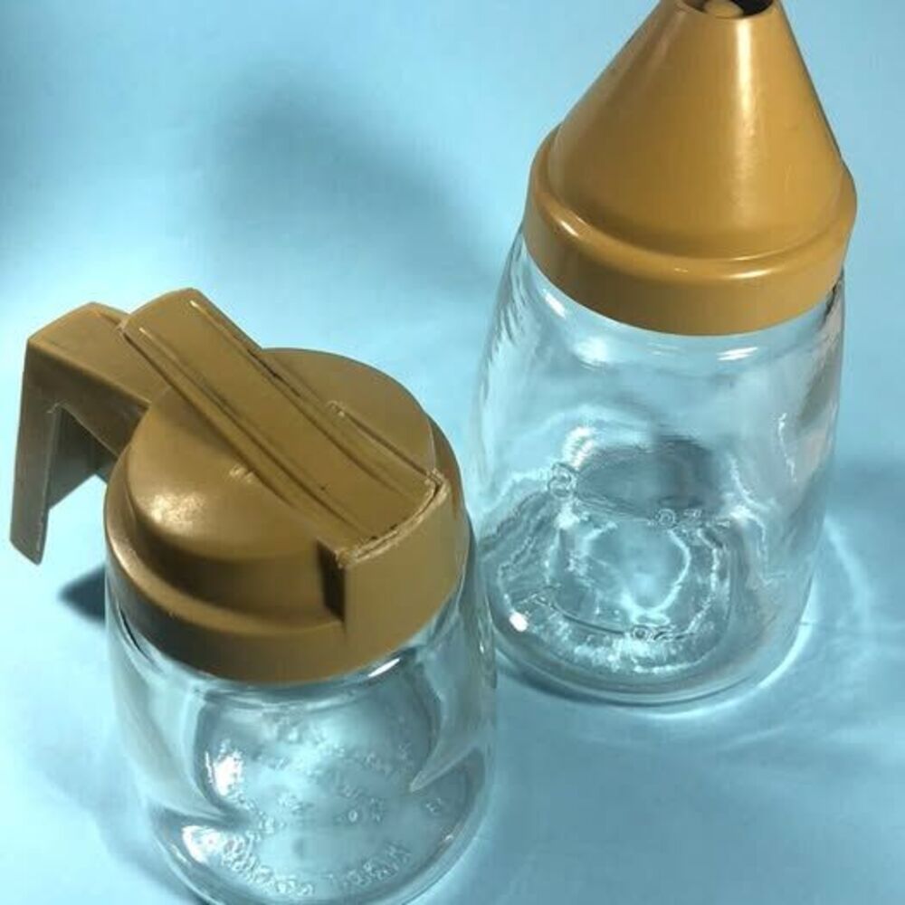 Vintage Mustard Gold Federal NIBOT Housewares Glass Syrup & Sugar Dispensers - Picture 3 of 8